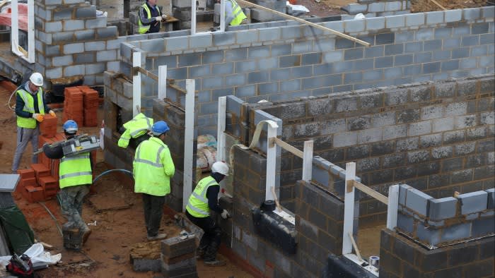 Treasury confirms plans for inflation-busting rise in UK social housing rents