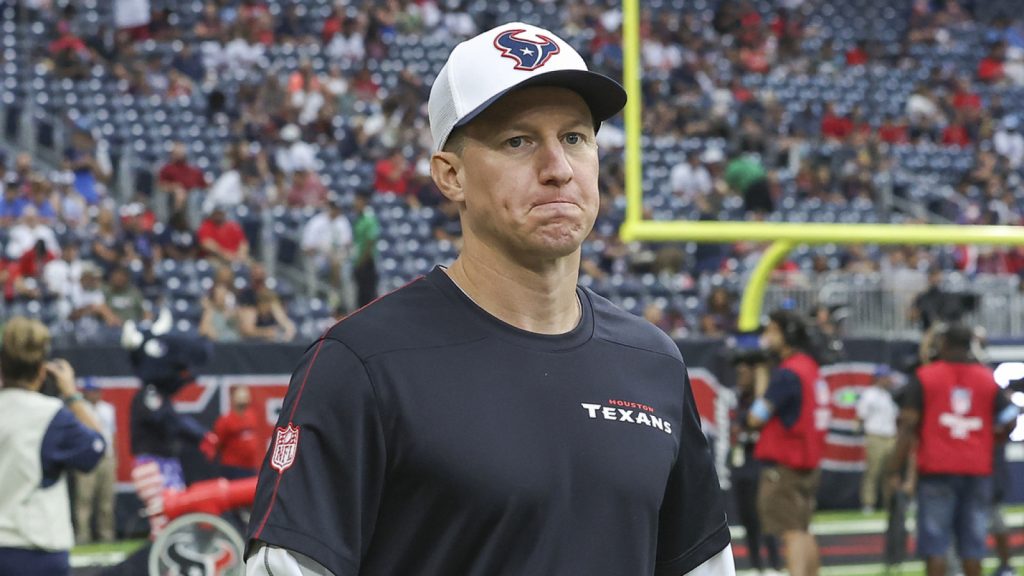 Texans to fire OC Bobby Slowik
