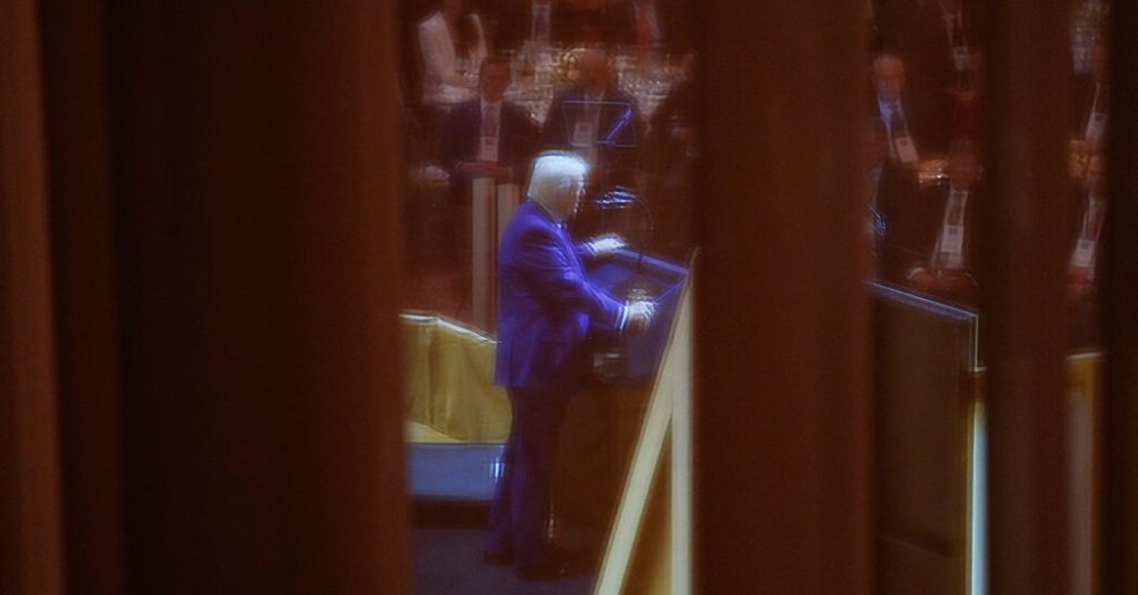 Opinion | Trump Has the Same Idea in Mind for Ukraine and the Department of Justice