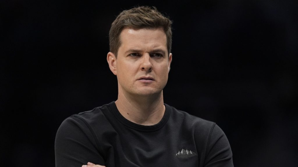 Jazz agree to long-term extension with HC Will Hardy