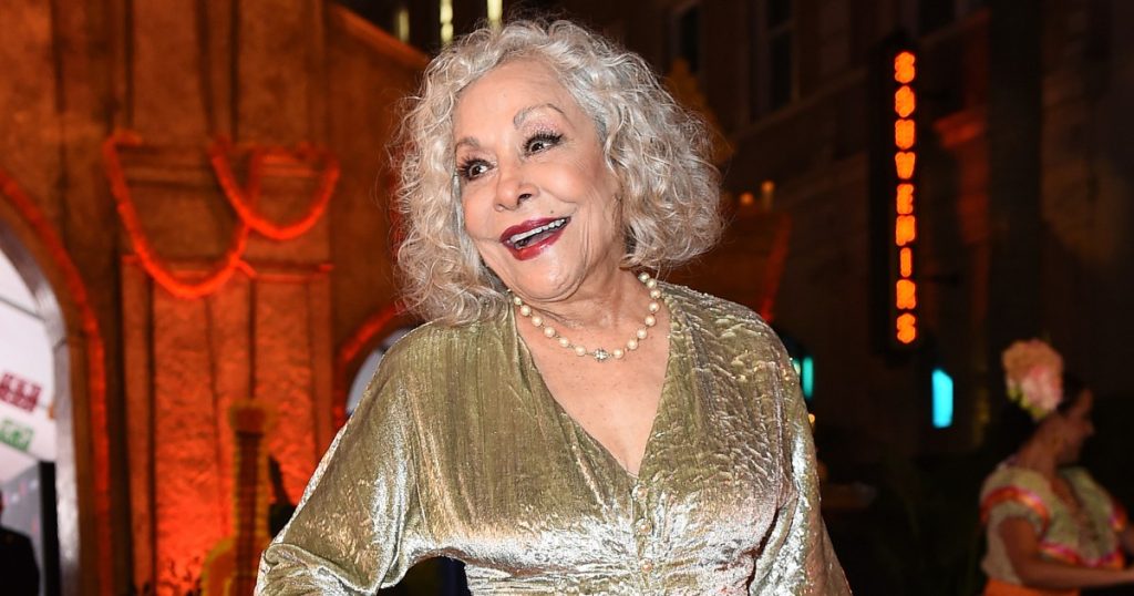 Renée Victor, the voice of no-nonsense Abuelita in ‘Coco,’ dies at 86