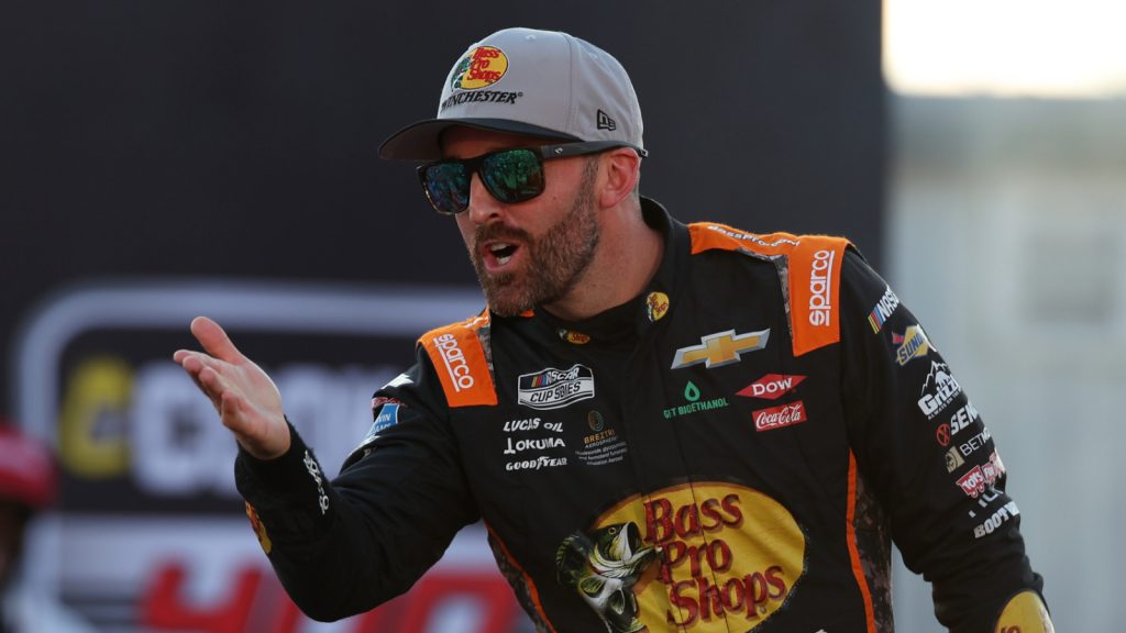 Austin Dillon earns NASCAR playoff spot with Richmond win