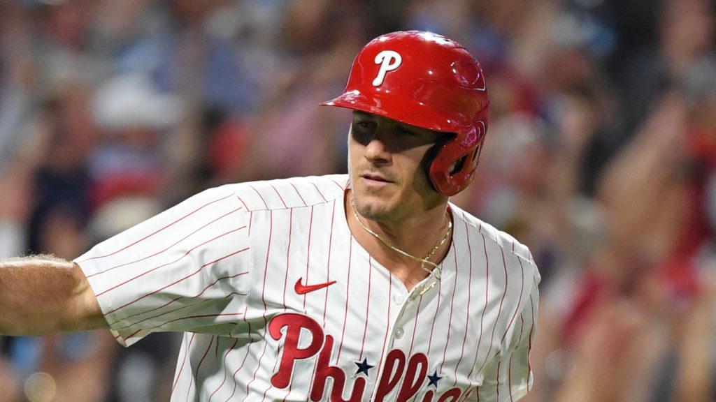 J.T. Realmuto’s turnaround has been remarkable for Phillies