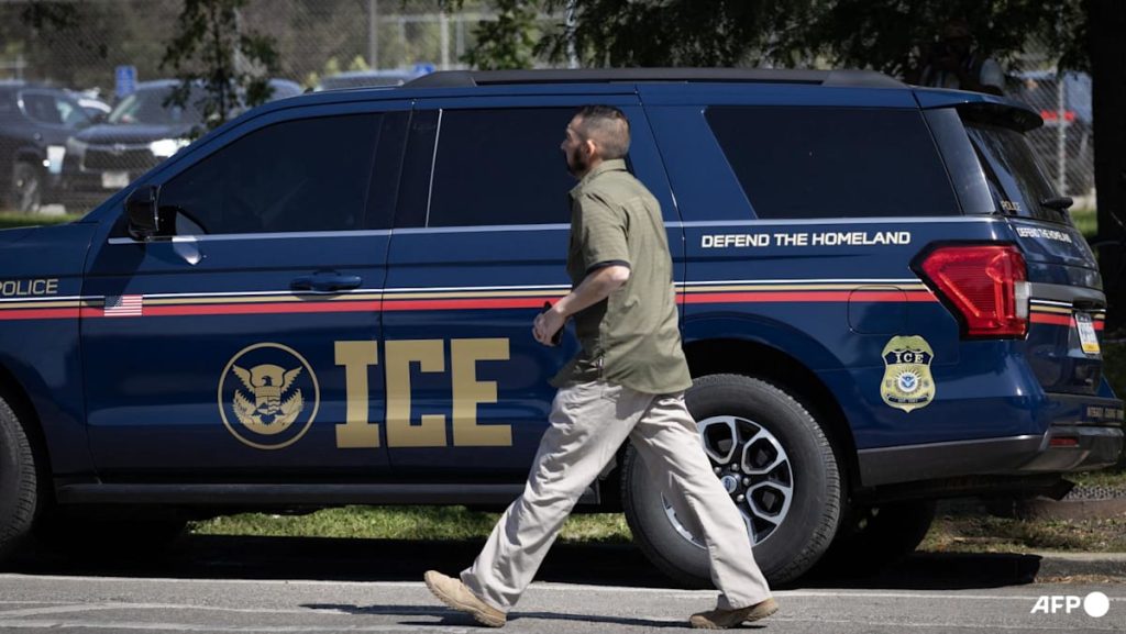 Trump administration says it launches ICE crackdown in Illinois