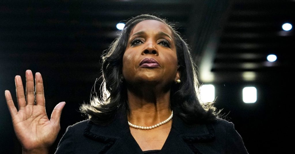 Judge temporarily blocks Trump’s firing of Lisa Cook at Federal Reserve