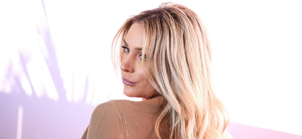 Courtney Stodden Turns Plastic Surgery Exit Into A Runway Moment