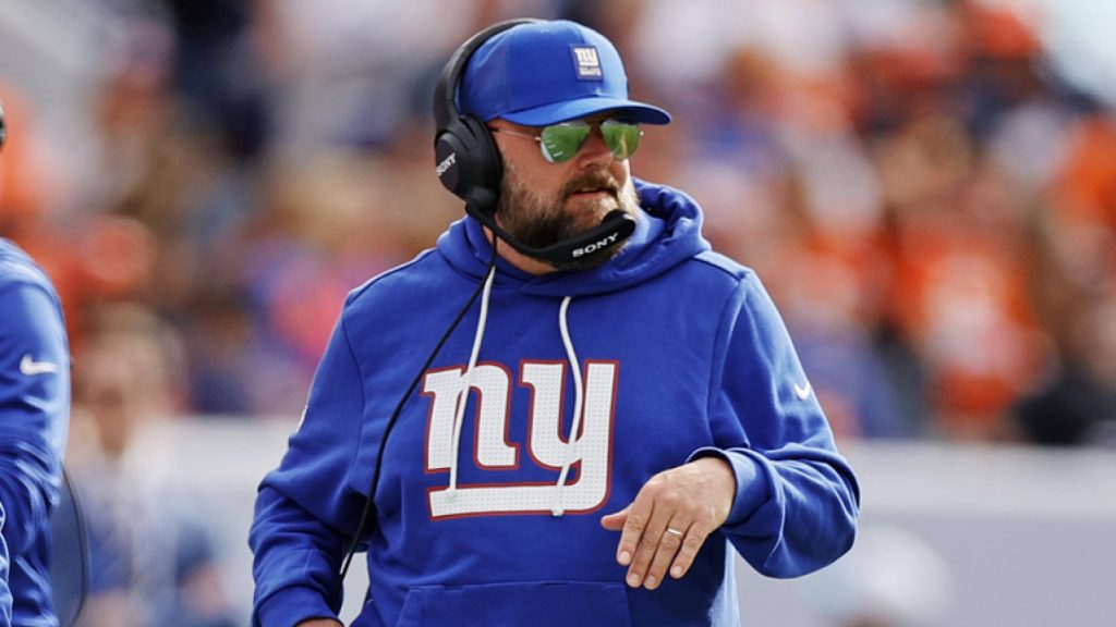 Giants ruin positive vibes with historic fourth-quarter meltdown