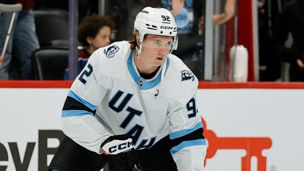 Mammoth sign Logan Cooley to eight-year extension