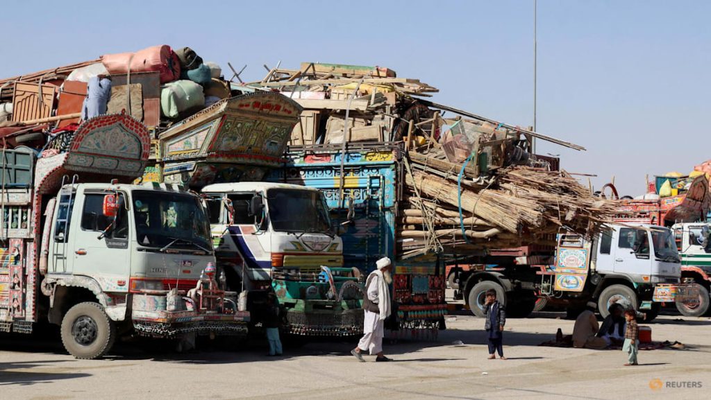 Pakistan and Afghanistan hold peace talks in Doha after fierce clashes