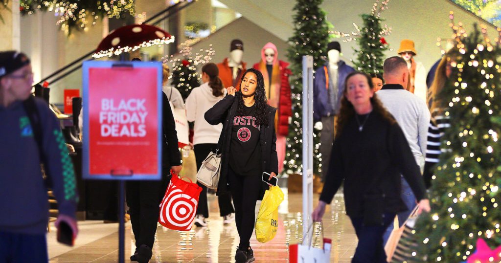 Shoppers plan to cut Black Friday spending this year: Survey