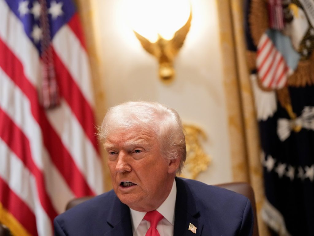 Trump expands US travel ban to include Syria, Palestine | Donald Trump News