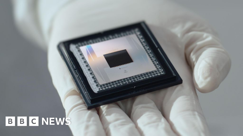 Google asks UK experts to find uses for its powerful quantum tech