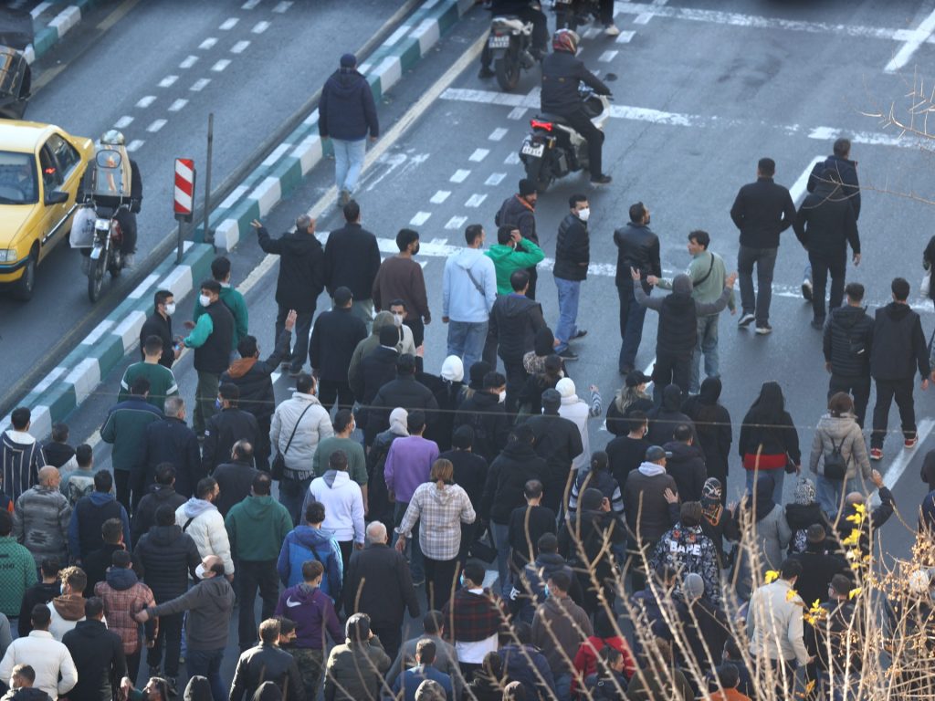 Trump and top Iranian official exchange threats over protests in Iran | Donald Trump News