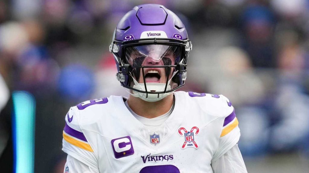 Vikings HC, exec seem to make feelings clear about McCarthy