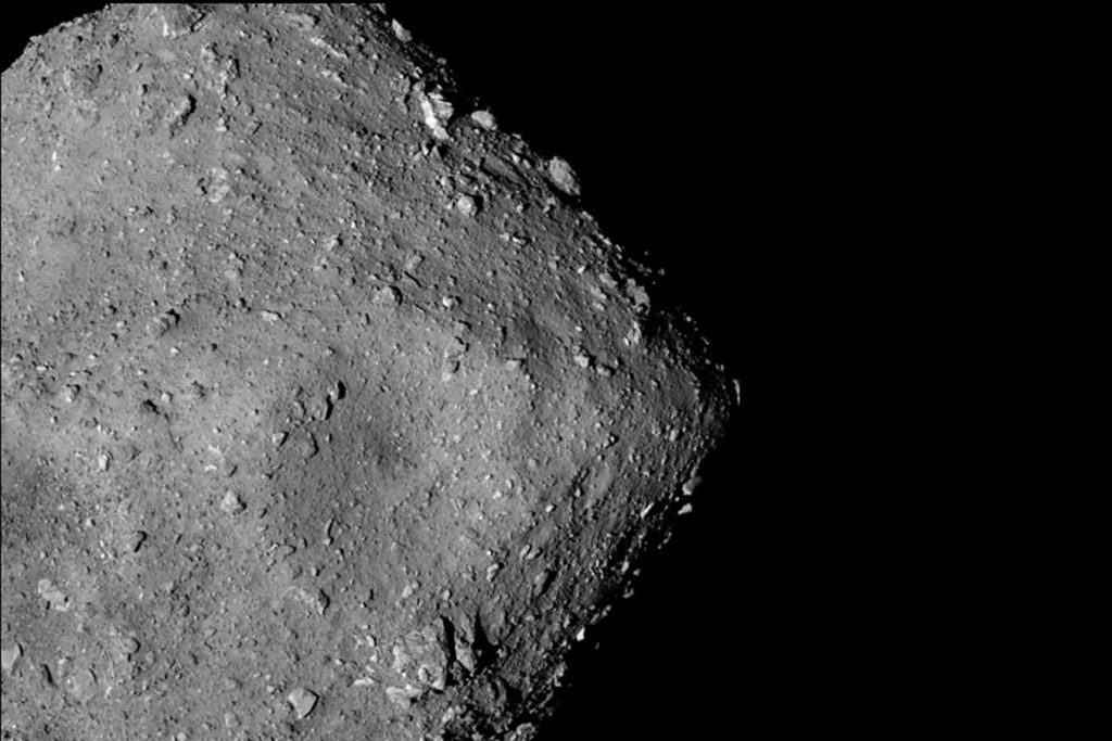 The asteroid Ryugu has all of the main ingredients for life