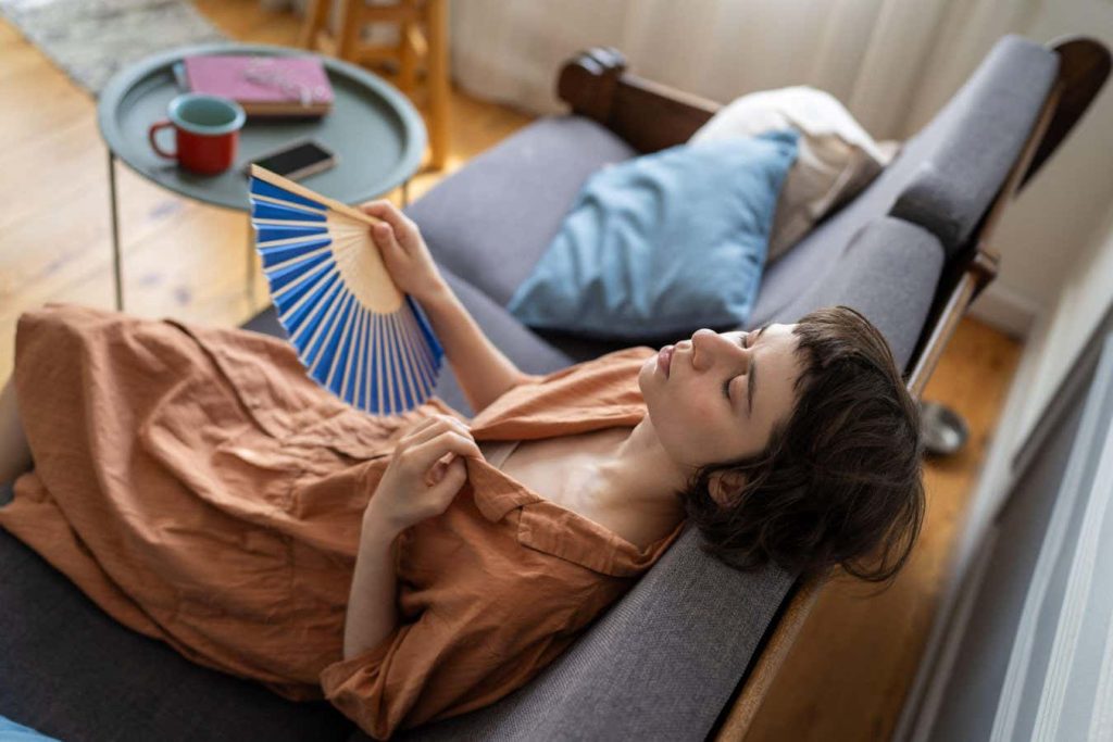 Women’s body temperature rises from age 18 to 42 but we don’t know why