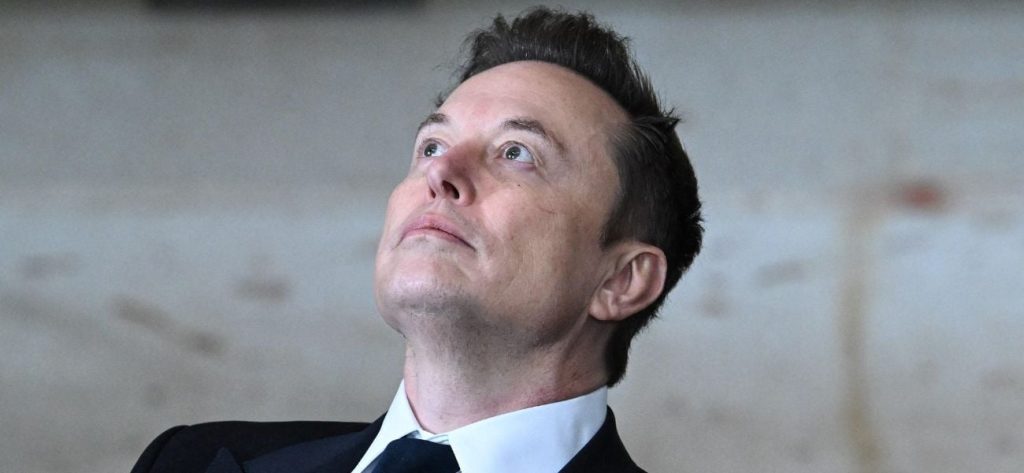 ‘SNL’ Veteran Calls Out Elon Musk Over Lupita Remarks