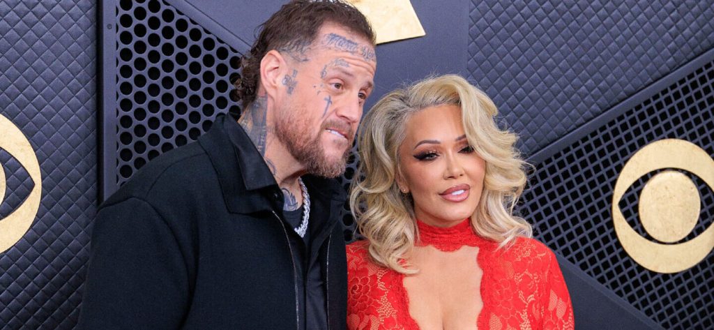 Jelly Roll Gets To Scrubbing As Divorce News Goes Viral