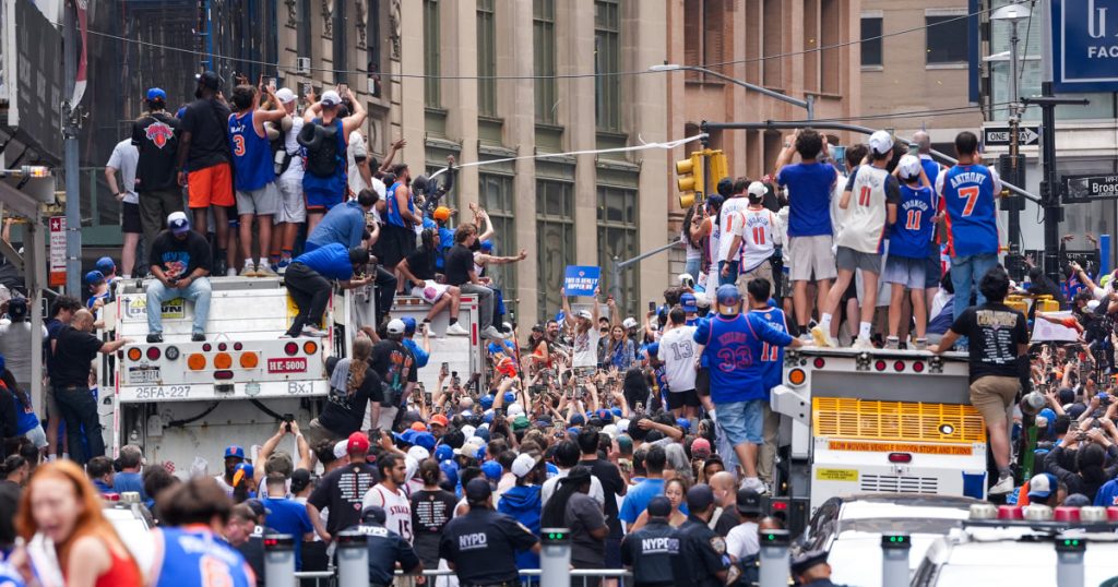 Woman who went viral for taking Knicks trash can no longer an executive with JP Morgan Chase