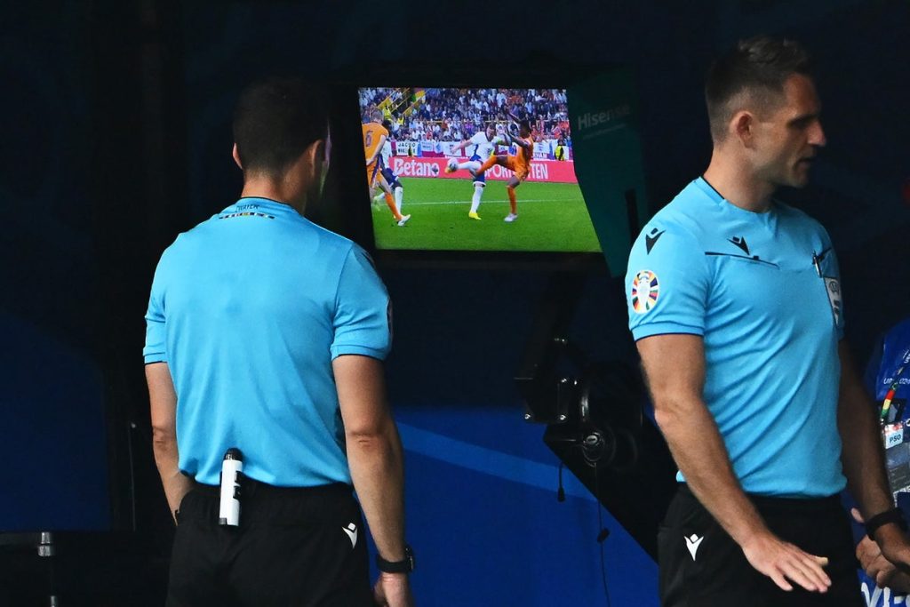 World Cup camera coverage poses a moving math puzzle