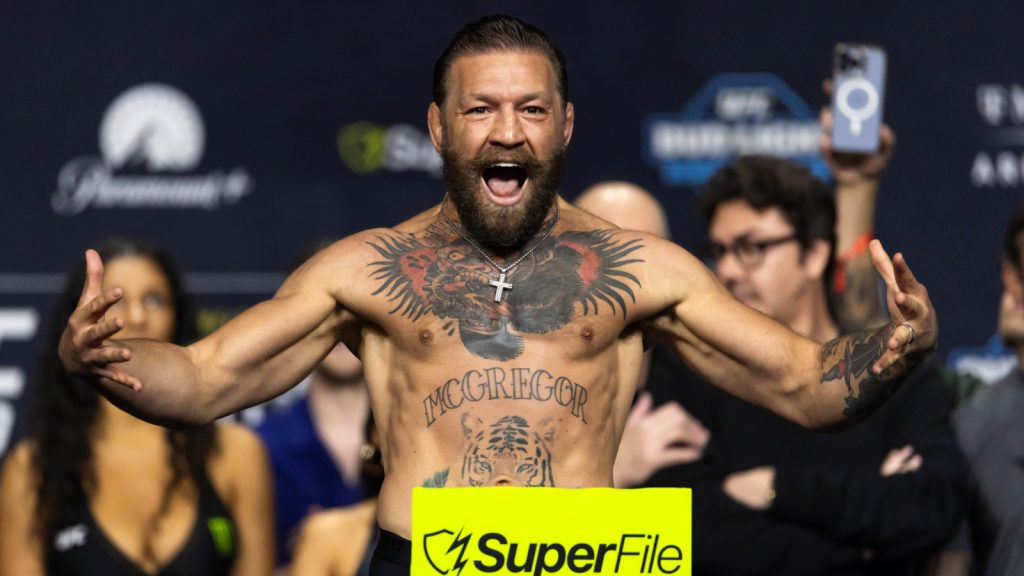 Conor McGregor issues statement after getting hurt seconds into his fight