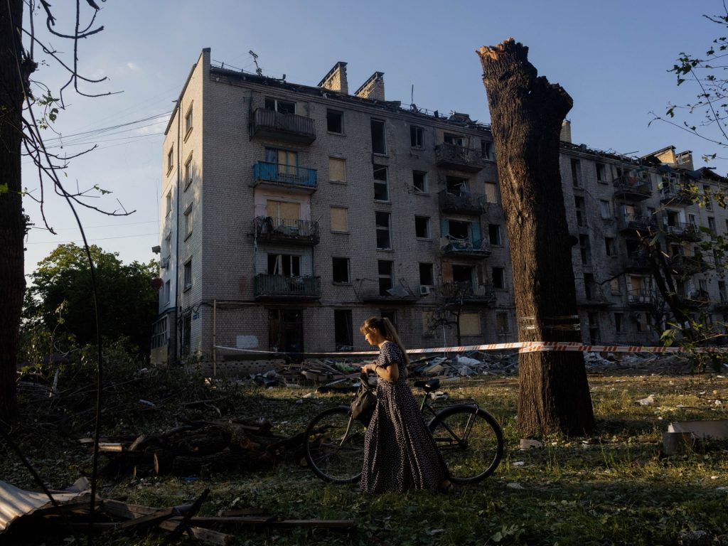 Four killed in Ukraine a day after deadliest Russian attacks this year | Russia-Ukraine war News