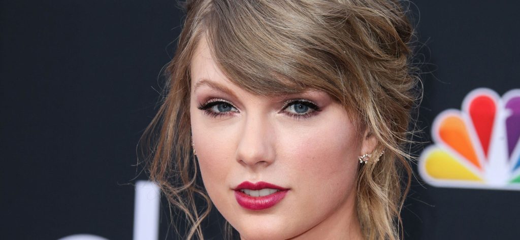 Taylor Swift’s Five Wedding Dress Clues Revealed