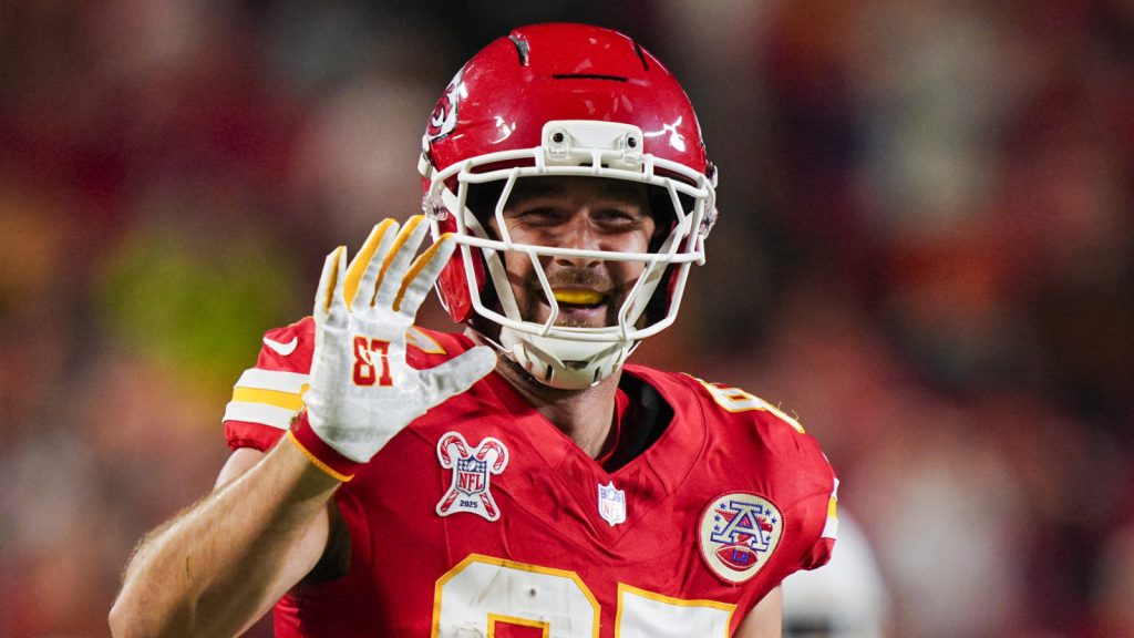 NFL insider thinks Kelce-Swift wedding gave hint about future of Chiefs star