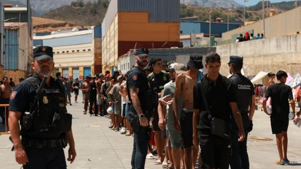 Spain starts border checks on Italy after migrant row