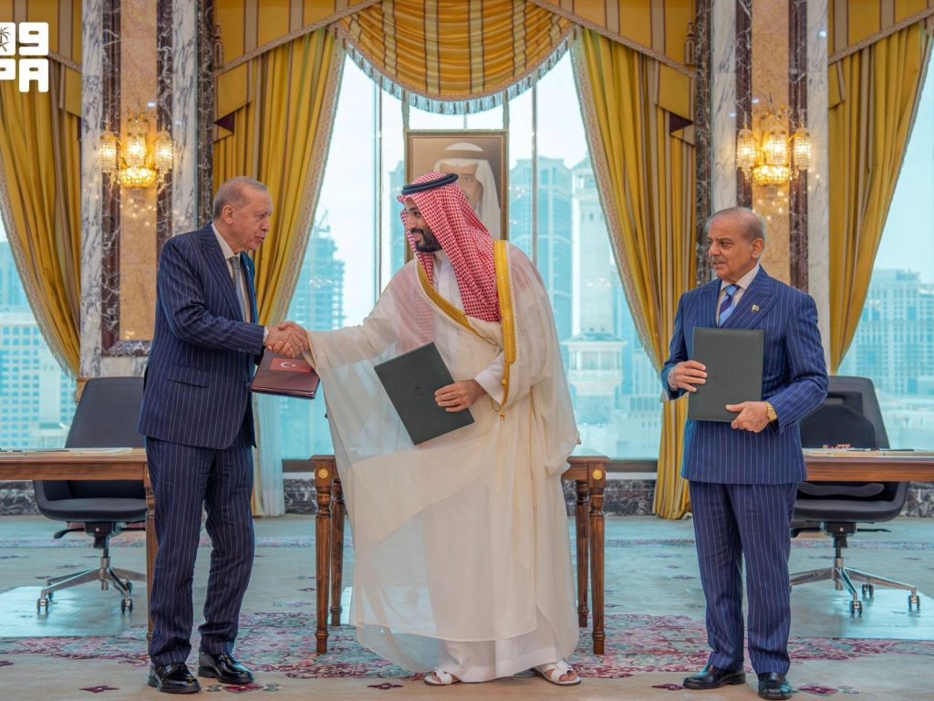 Iran changed the rules in Hormuz. The Gulf is changing the rules for Iran | US-Israel war on Iran