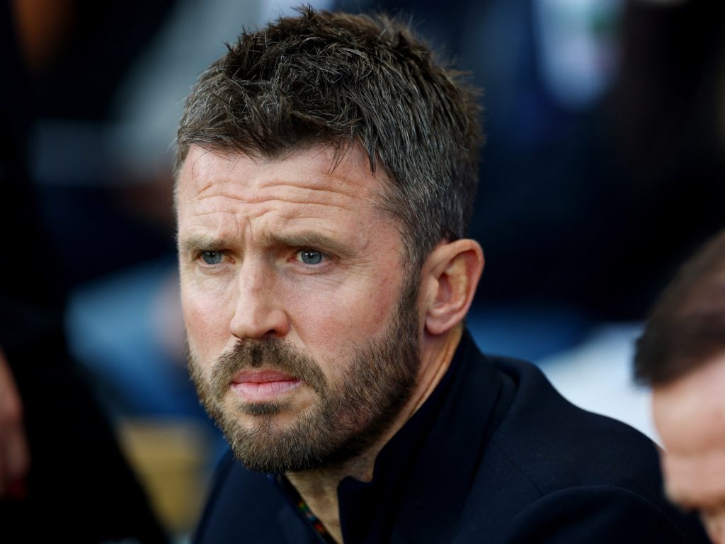 Michael Carrick demands Manchester United response after ‘pathetic’ jibes | Football