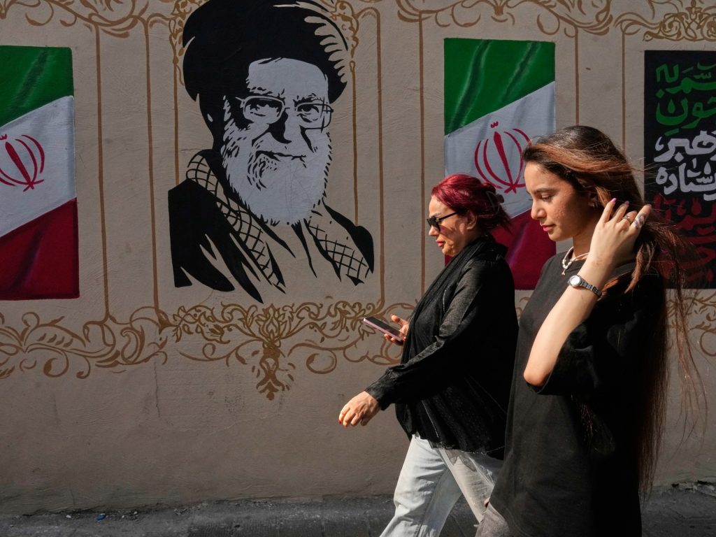 Duolingo D-Day: Iranians question latest US sanctions targeting education | Education News