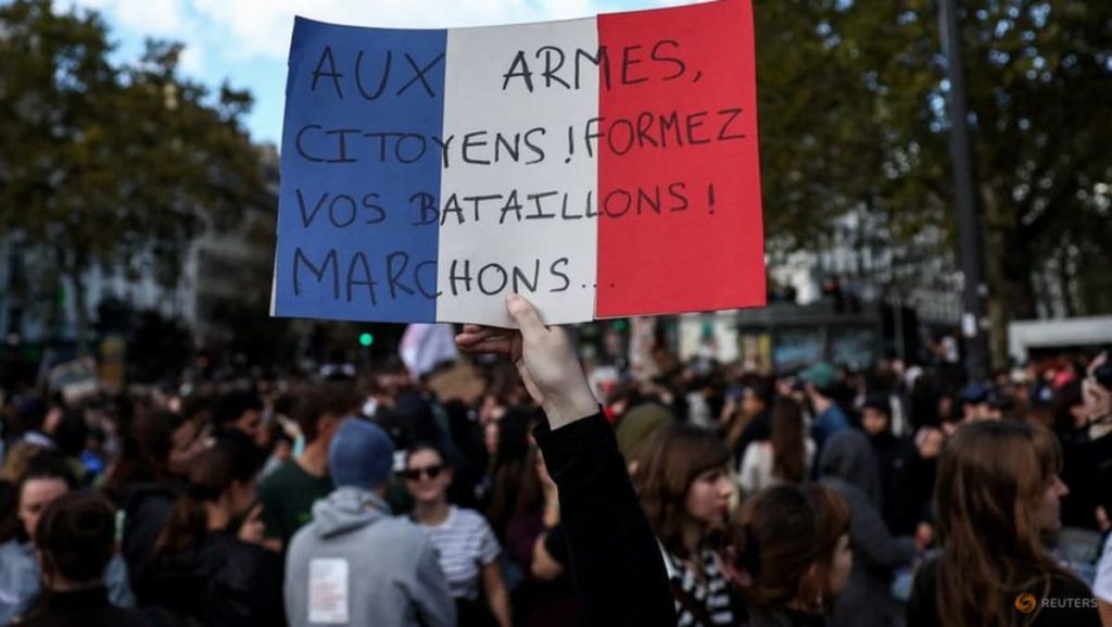 France students plan more protests, UN ‘concerned’ over violence