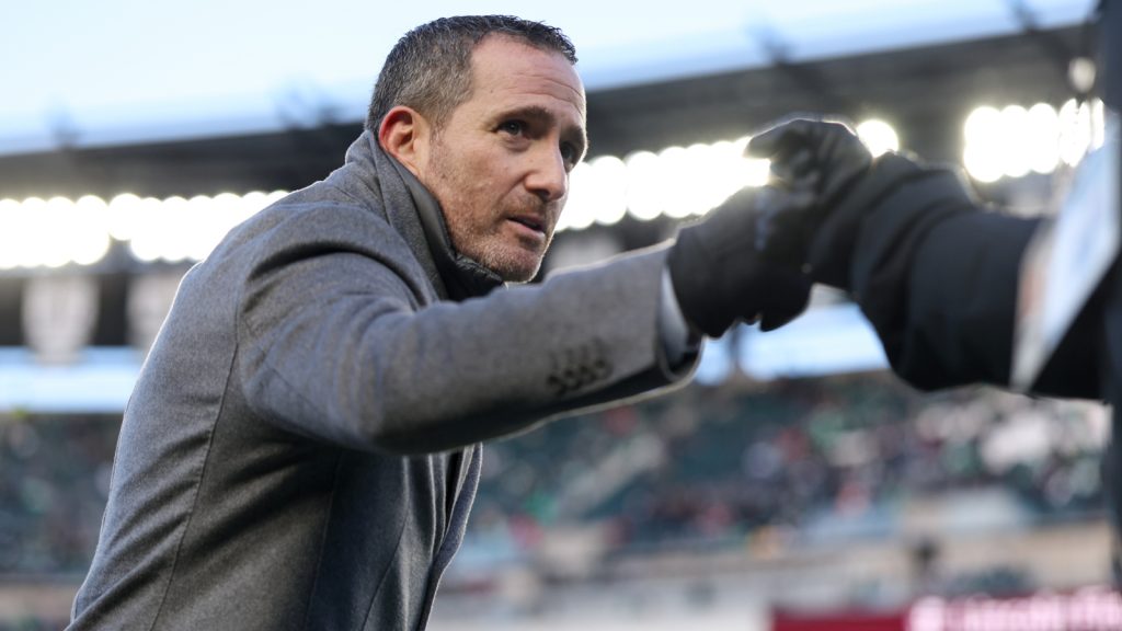 Eagles GM Howie Roseman explains Cam Jurgens trade to Ravens